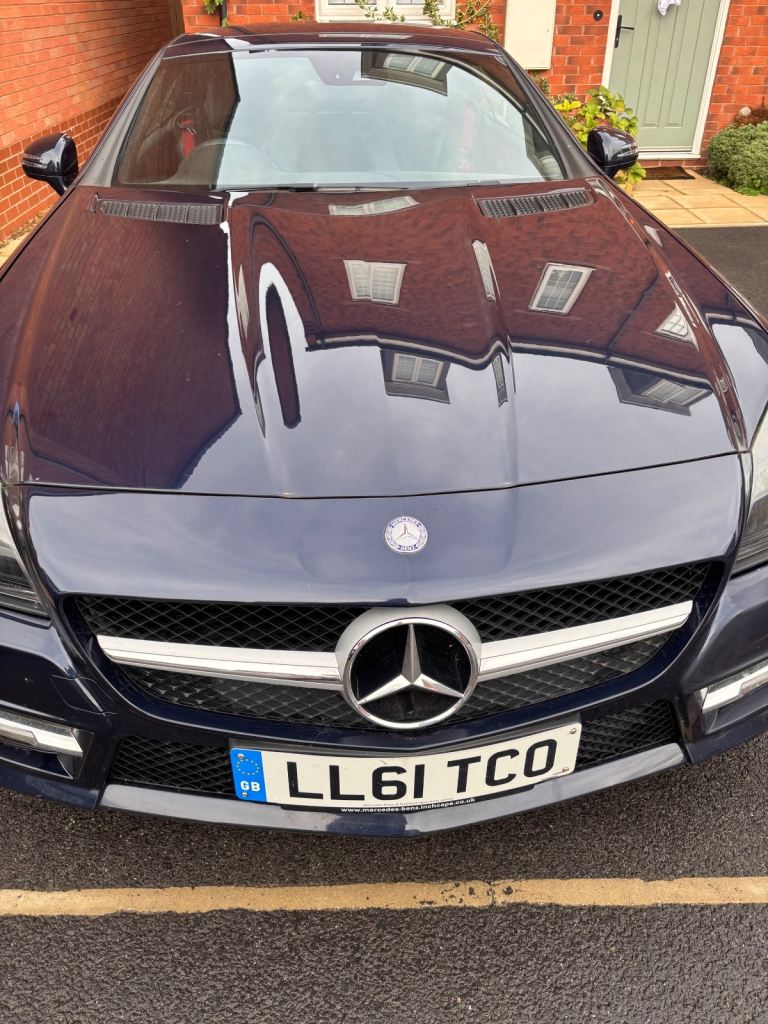 image for Mercedes-Benz, SLK, Convertible, 2011, Semi-Auto, 1796 (cc), 2 doors