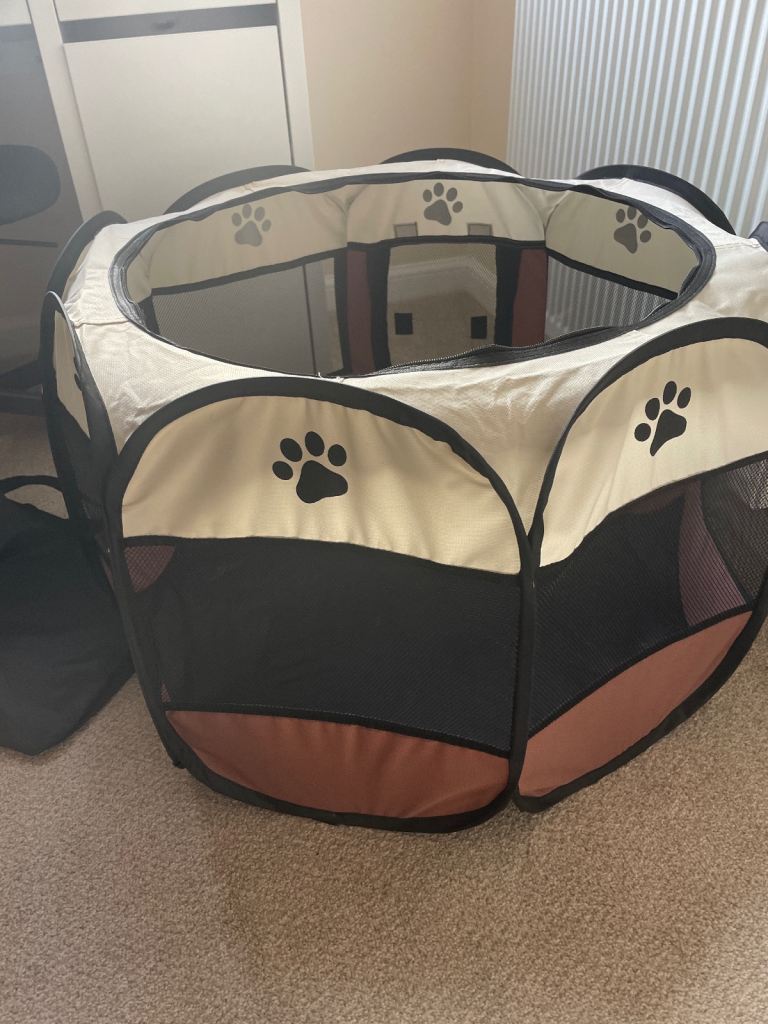 Portable puppy pen
