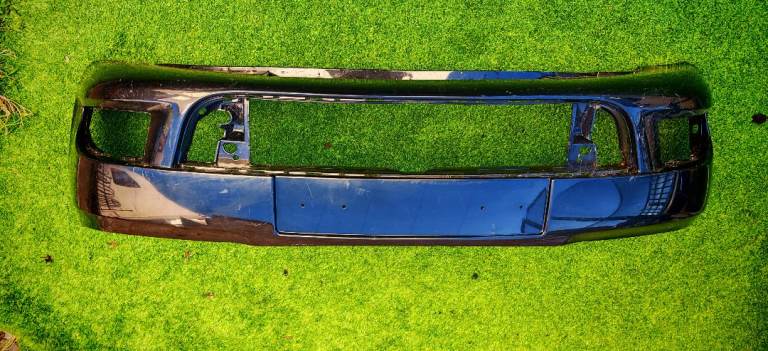 Genuine Skoda Octavia (Laura) 09-13 Front Bumper Black PHIRA OC32 No cracks