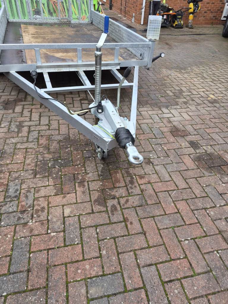 3 TON TRAILER