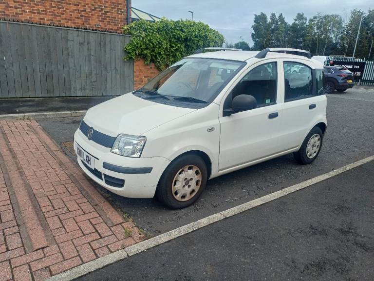 FIAT PANDA 1.2 PETROL VERY LOW MILES. 35£ ROAD TAX