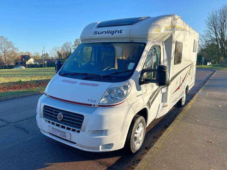 Sunlight T66 Motorhome For Sale, Solar, 1 Owner, Only 10,823 Miles, Fixed Bed