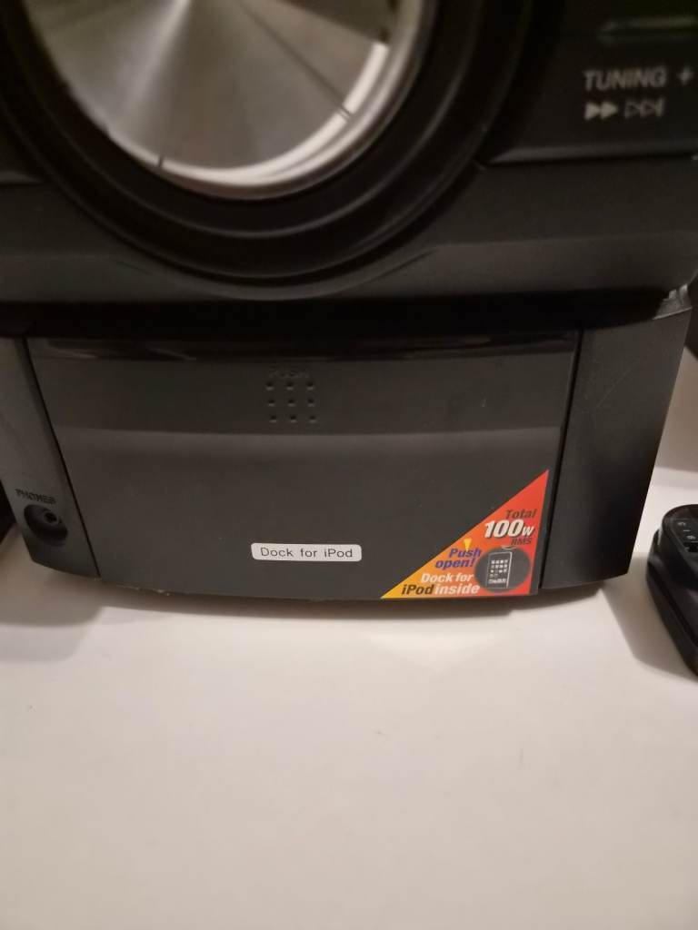 Sony hifi with speakers