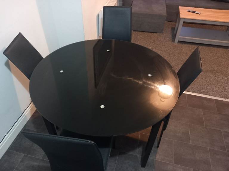 Dinning table 