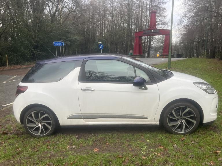 CITROEN DS3 1.6 e-HDi DStyle Plus White Manual Diesel 2015