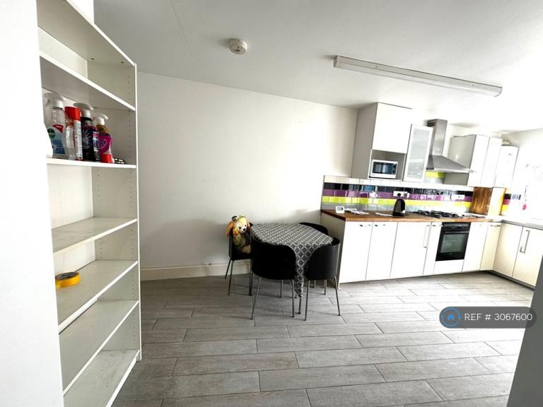3 bedroom house in High Street, Cranfield, MK43 (3 bed) (#3067600)