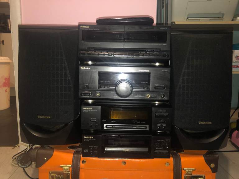  Technics vintage stereo system