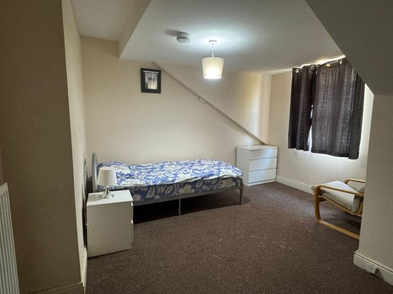 Room Available in Harborne Park rd, Harborne B17 
