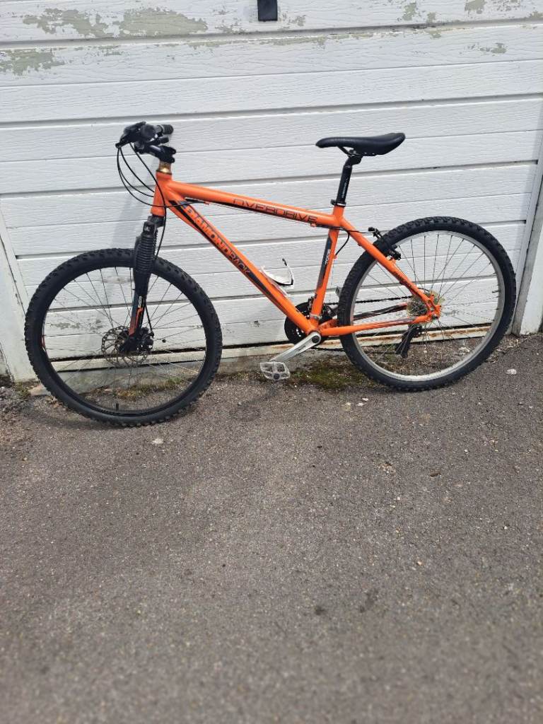 DIAMONDBACK BIKE 