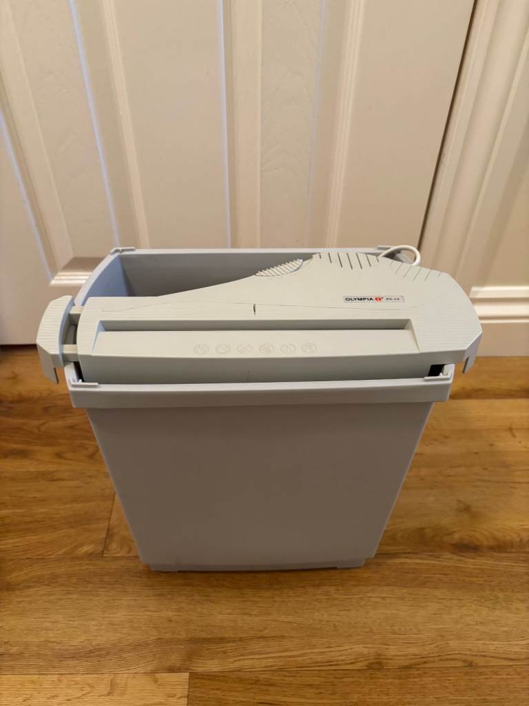 Olympia PS-15 Paper Shreader