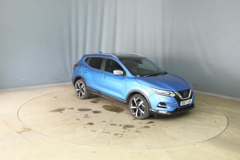 2017 Nissan Qashqai 1.2 DiG-T Tekna+ 5dr HATCHBACK PETROL Manual