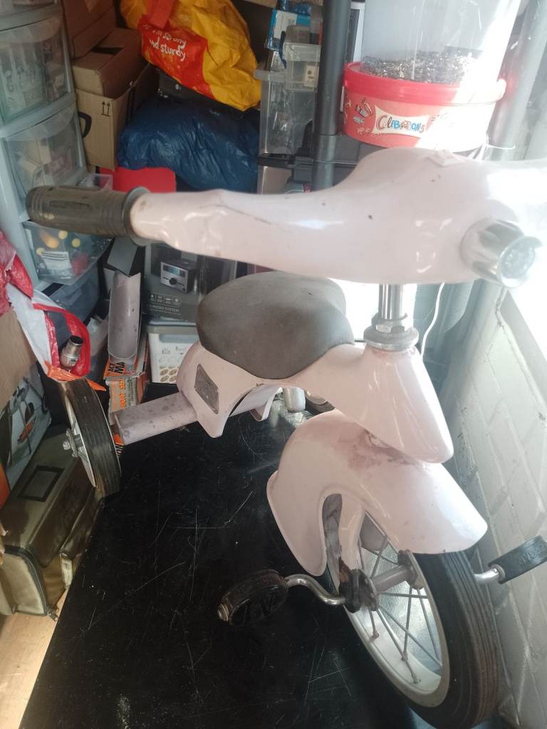 American Morgan van Doren design child's tricycle 