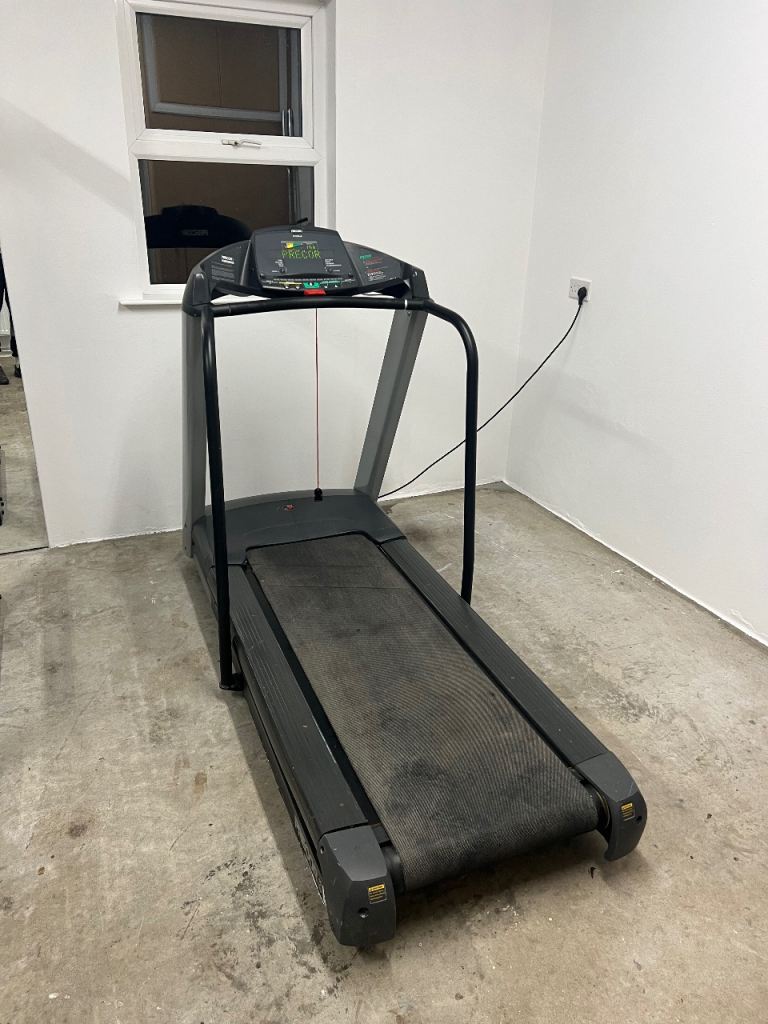 Precor C954 Treadmill
