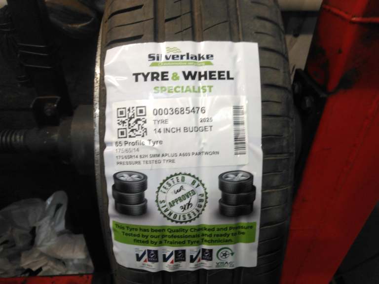 175/65r14 82h 5mm Aplus A609 Partworn Pressure Tested Tyre