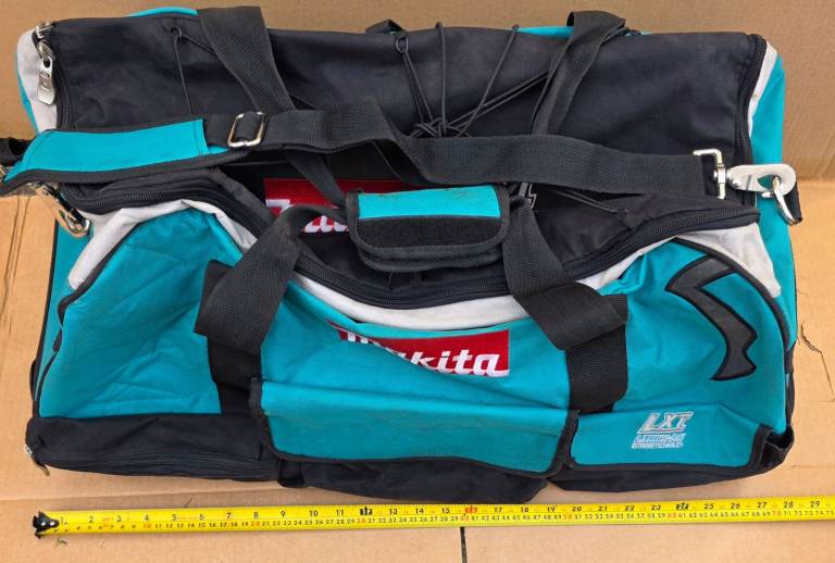 MAKITA LXT Tool Bag With Wheels. NO OFFERS. READ DESCRIPTION PLEASE.