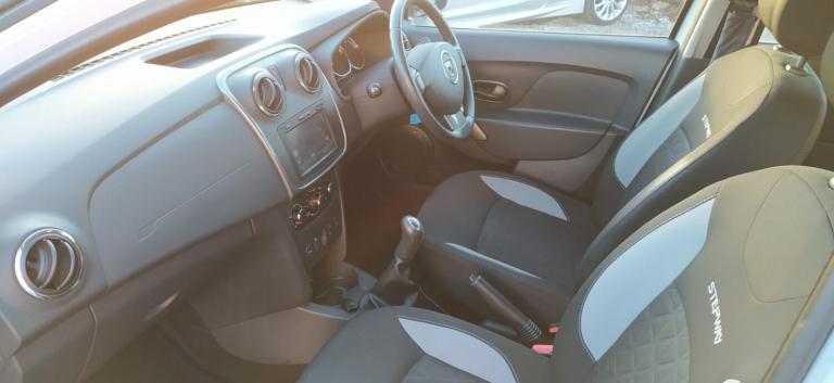 DACIA SANDERO STEPWAY 0.9 Stepway Laureate TCe 90 2015