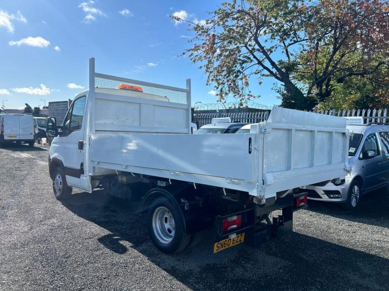 2011 Iveco Daily HOOKLOADER TIPPER NA Diesel Manual