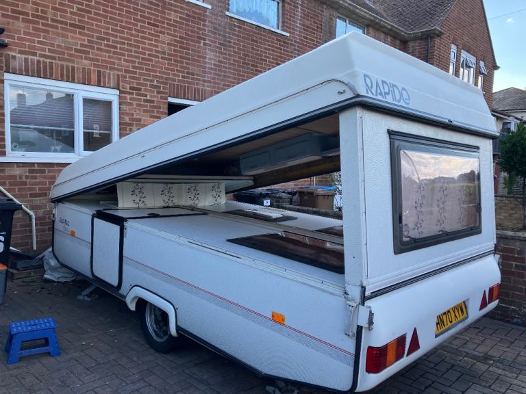 Rapedo folding caravan