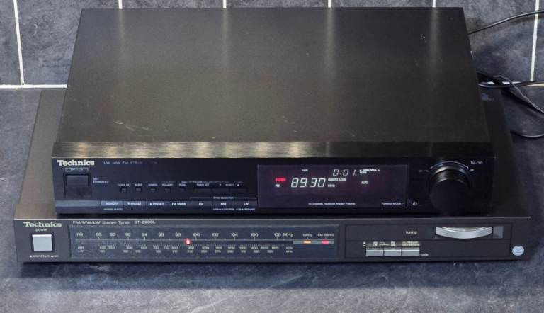 Technics Stereo Tuners
