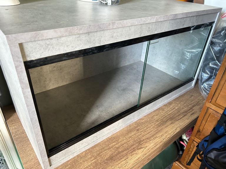 Brand new reptile tank