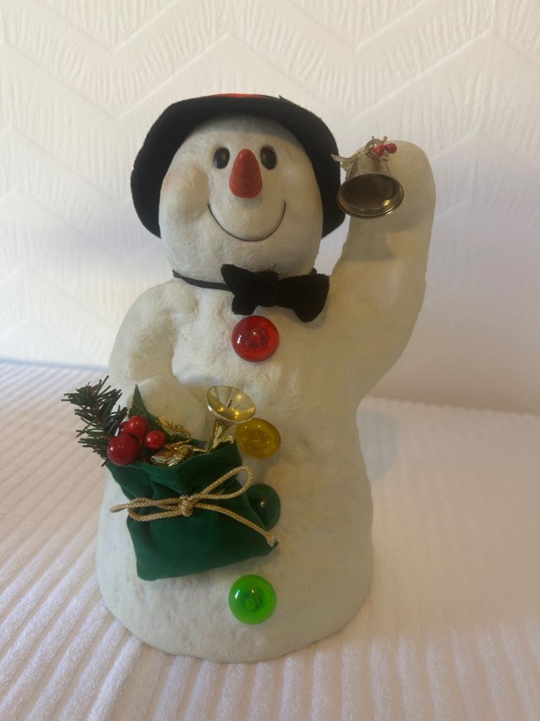 Musical snowman
