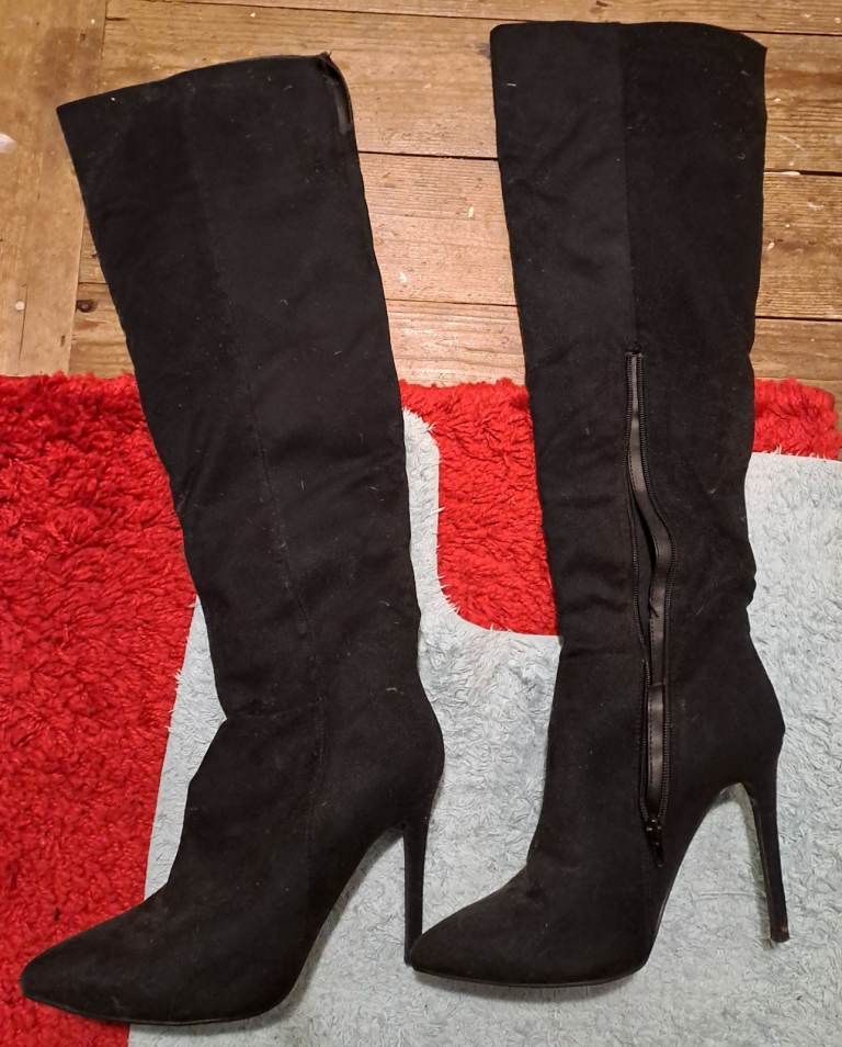 Ladies over knee high boots size 7
