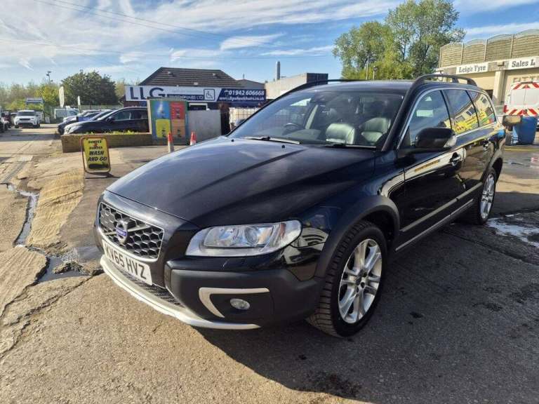 2015 Volvo XC70 2.4 D5 SE Lux Estate 5dr Diesel Auto AWD Euro 6 (s/s) (220 ps) Estate Diesel Auto...