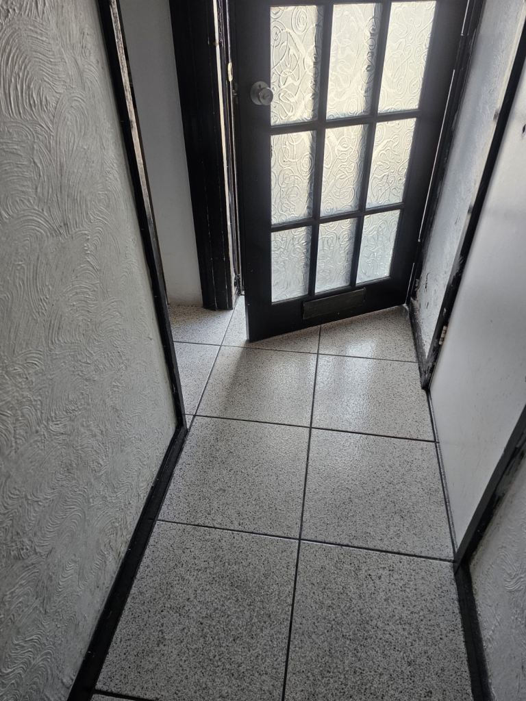 Double room to rent in Canning Town 