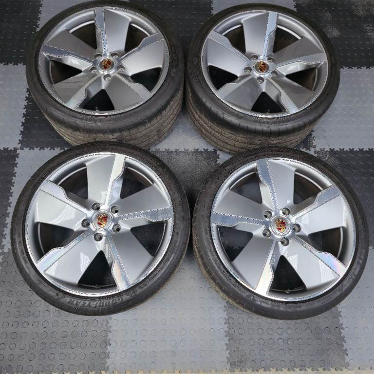 Genuine Porsche 21" Taycan Alloy Wheels Aero Exclusive Design