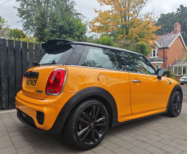STUNNING ONE OWNER MINI COOPER 1.5 ONLY 45K ONE LADY OWNER golf Leon TT focus A1 a3