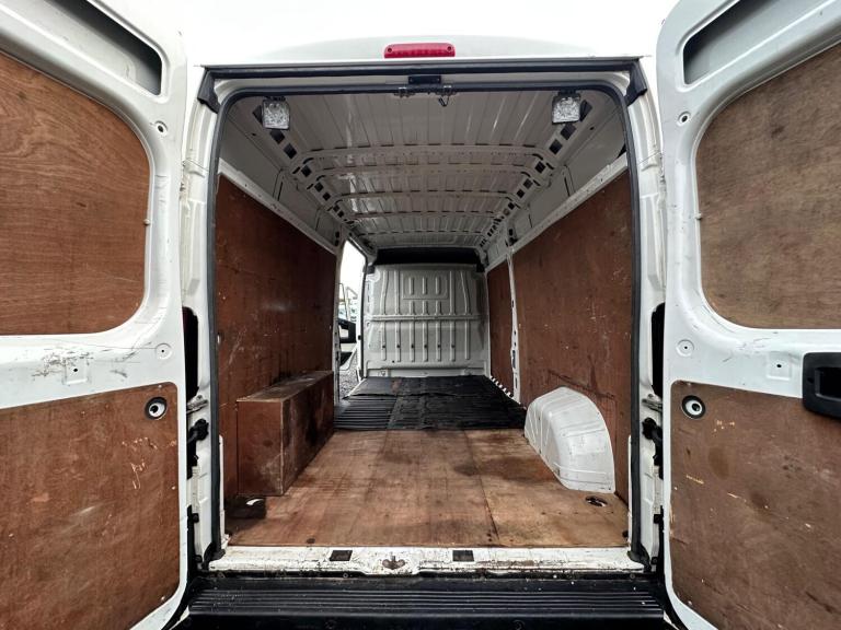 2018 Peugeot Boxer 2.0 BlueHDi H2 Professional Van 130ps PANEL VAN DIESEL Manual