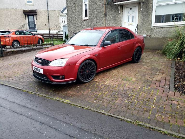 Ford, MONDEO, Saloon, 2002, Manual, 2967 (cc), 4 doors