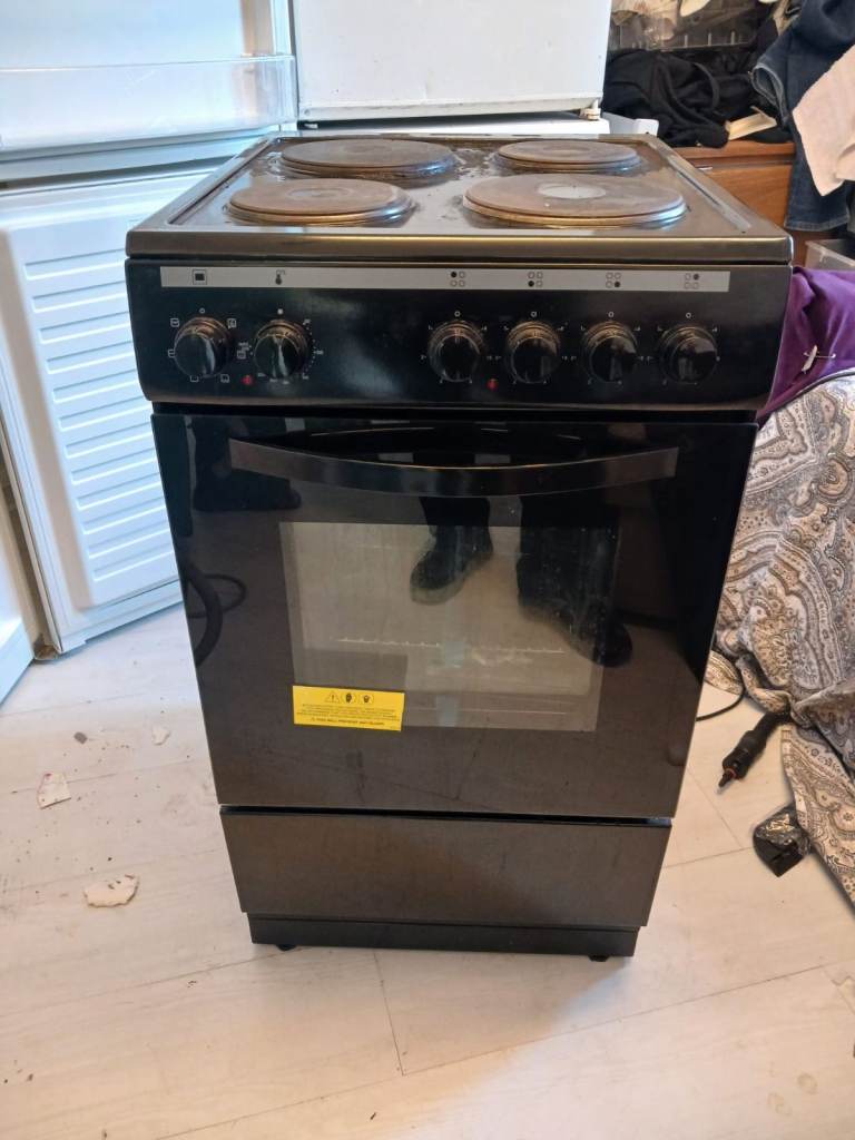 Electric solid plate cooker free delivery 