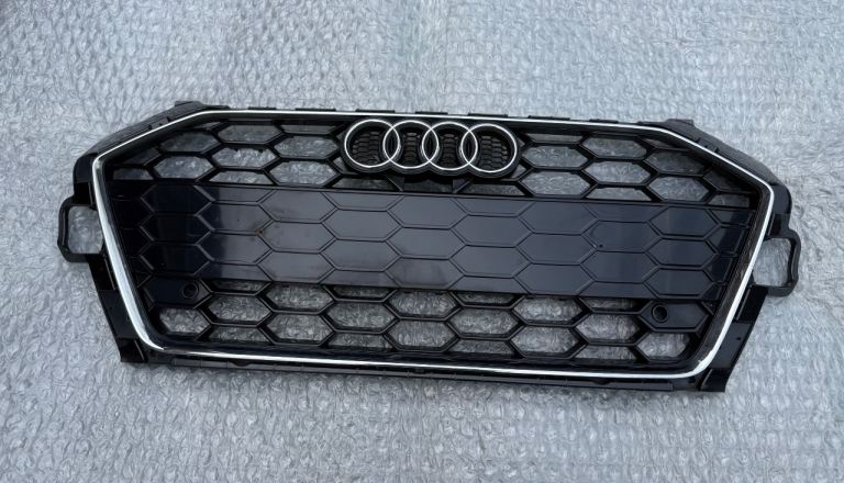 GENUINE AUDI A4 S4 S-LINE 2019-ON FRONT BUMPER GRILL 8W0.853.651EB . 