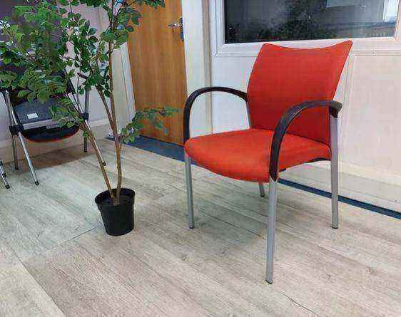 Used Senator Meeting Chair Fabric Red Stackable £85 each Croydon, London