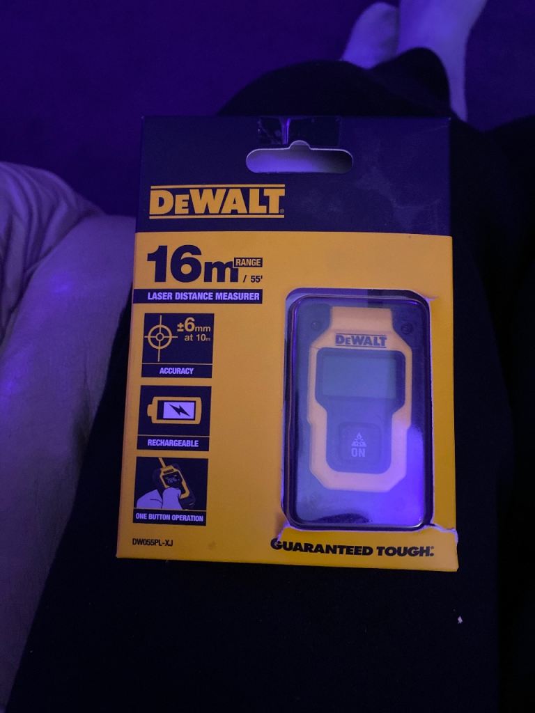 Dewalt DW055pl laser measurer