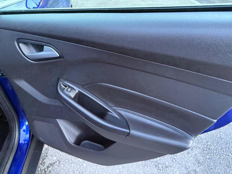 2017 Ford Focus 1.5 EcoBoost 182 Titanium X 5dr HATCHBACK PETROL Manual