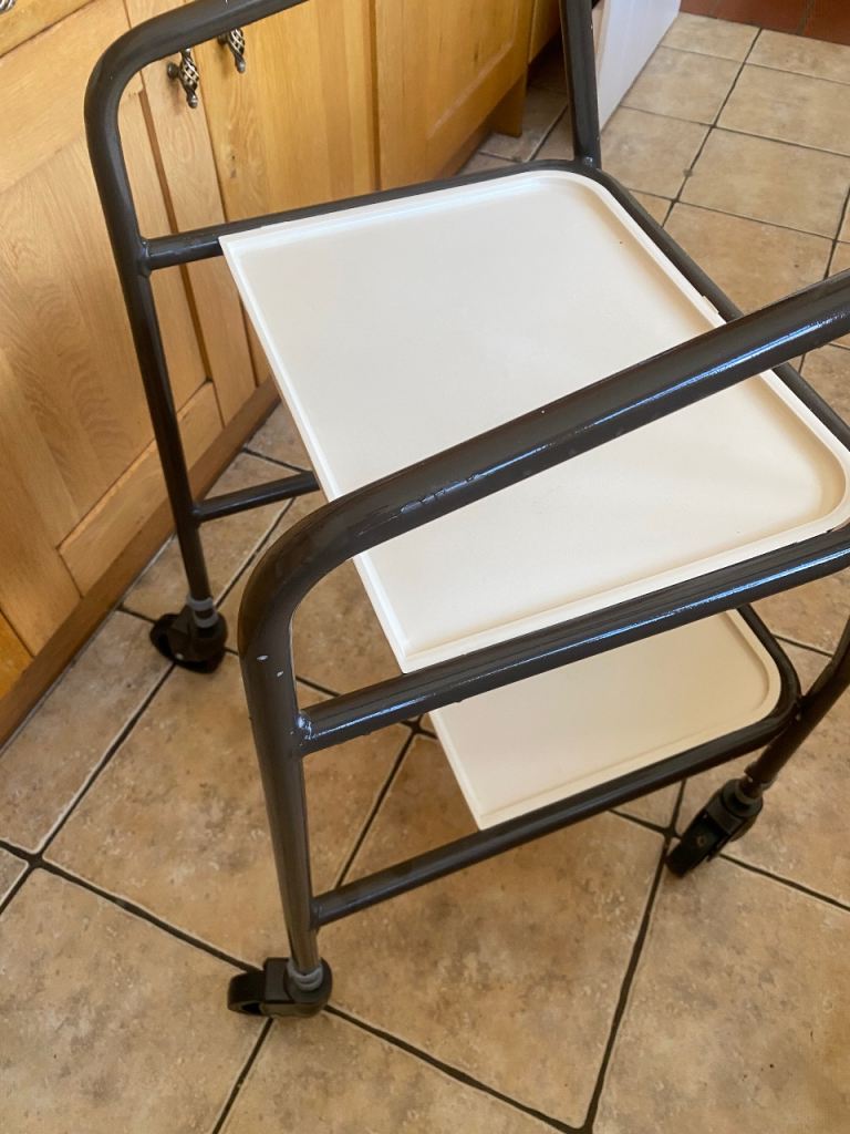 Mobility tea trolley 