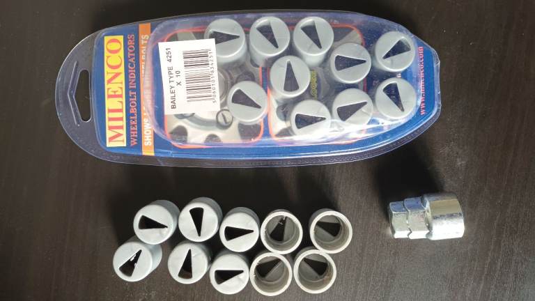 Caravan Wheel Bolt Indicators