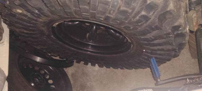 Maxxis trepador mud terrain off road 