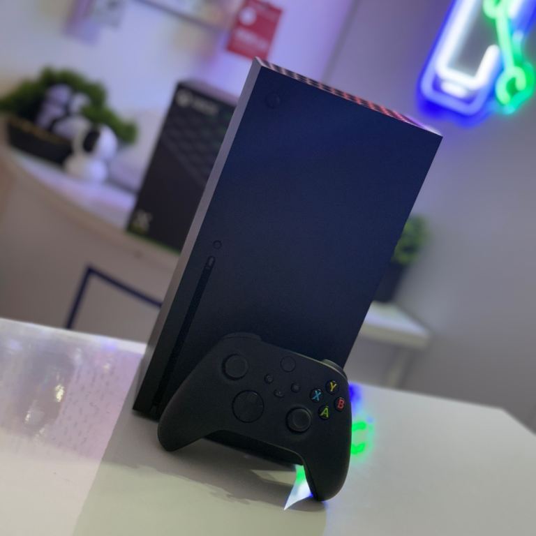 PRISTINE: Xbox Series X, 1TB, Black 