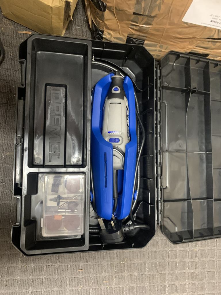 Dremel 3000 Multitool 