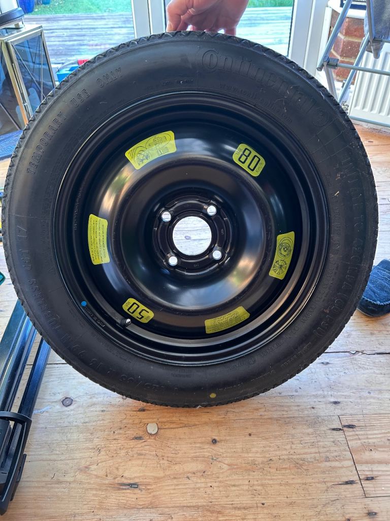 Peugeot 2008 2013 spare continental wheel 