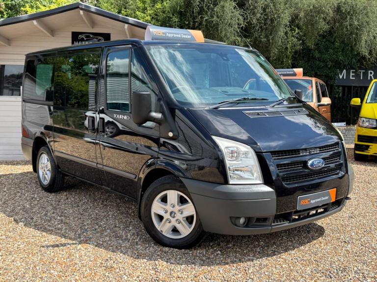 2009 Ford Transit Low Roof 8 Seater Limited TDCi 140ps MPV DIESEL Manual