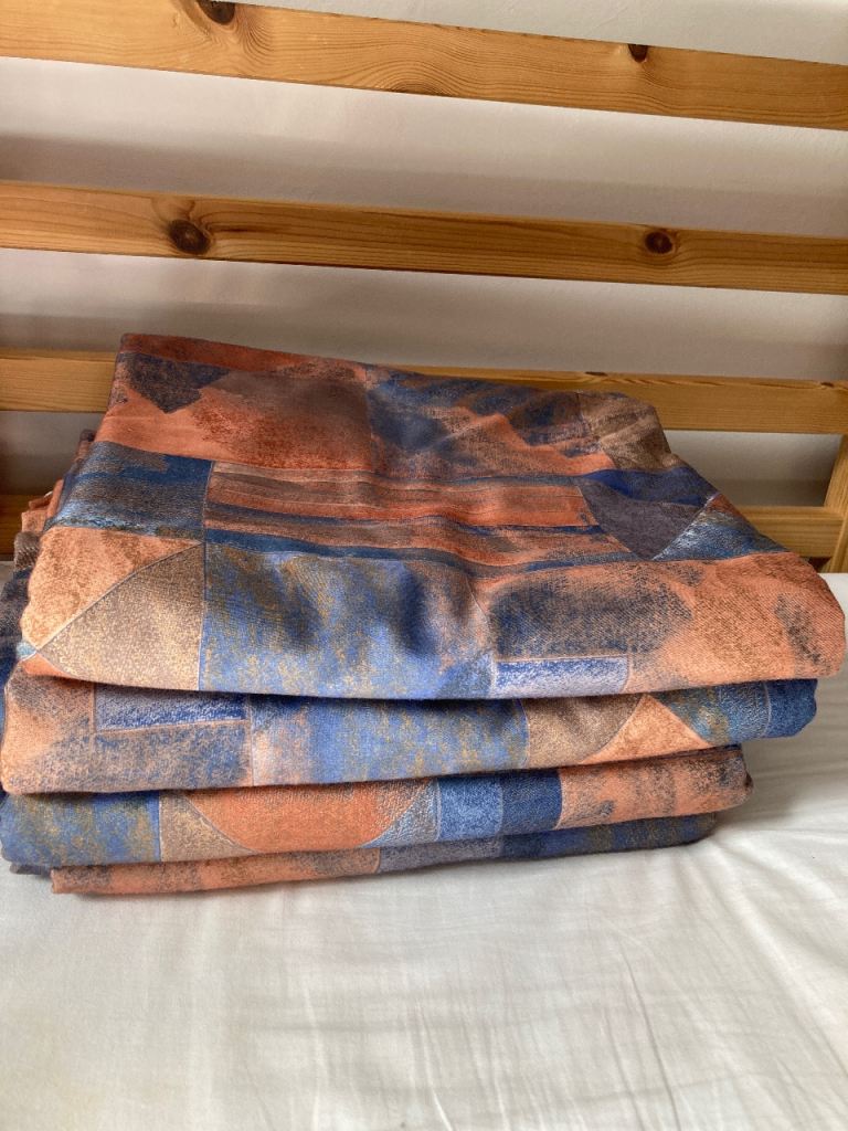 4 Long curtains 278cm drop