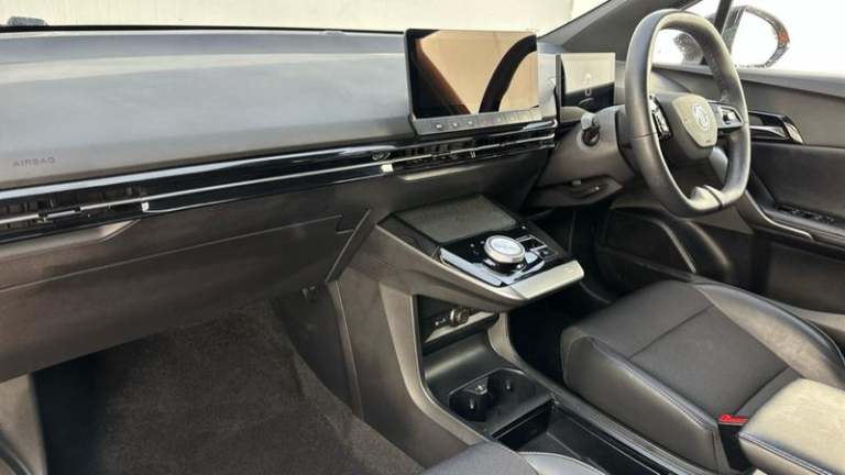 2023 MG MG4 64kWh Trophy Long Range Hatchback 5dr Electric Auto (203 ps) Automatic Hatchback Elec...