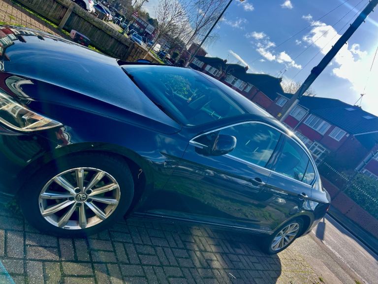 Volkswagen, PASSAT, Saloon, 2015, Semi-Auto, 1968 (cc), 4 doors