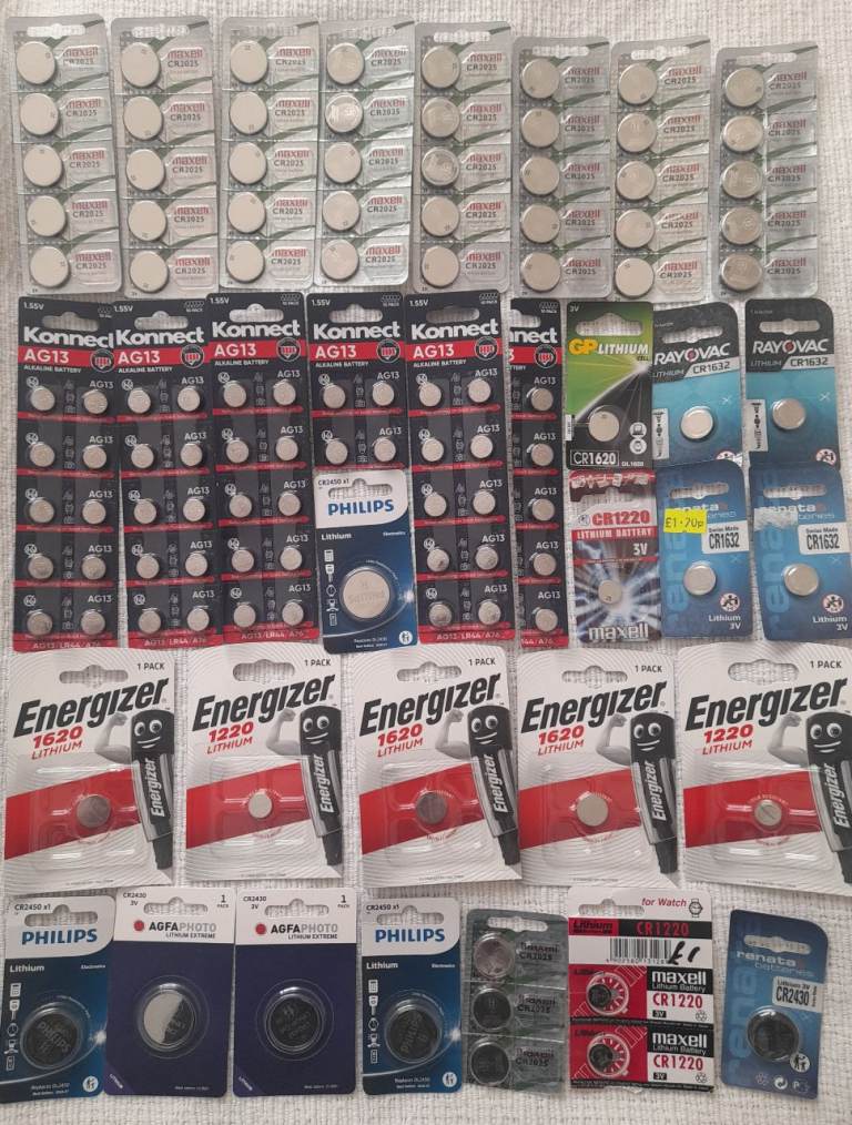 Camera batteries / Watch batteries