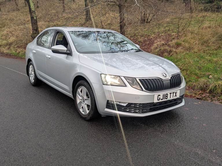 Skoda, OCTAVIA, Hatchback, 2018, Semi-Auto, 999 (cc), 5 doors