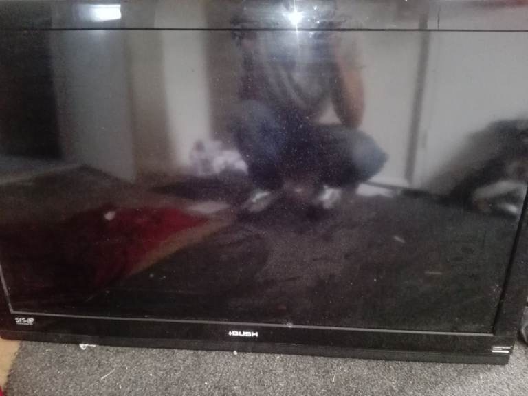 £40 Bush Black Flat Screen TV – Good Condition